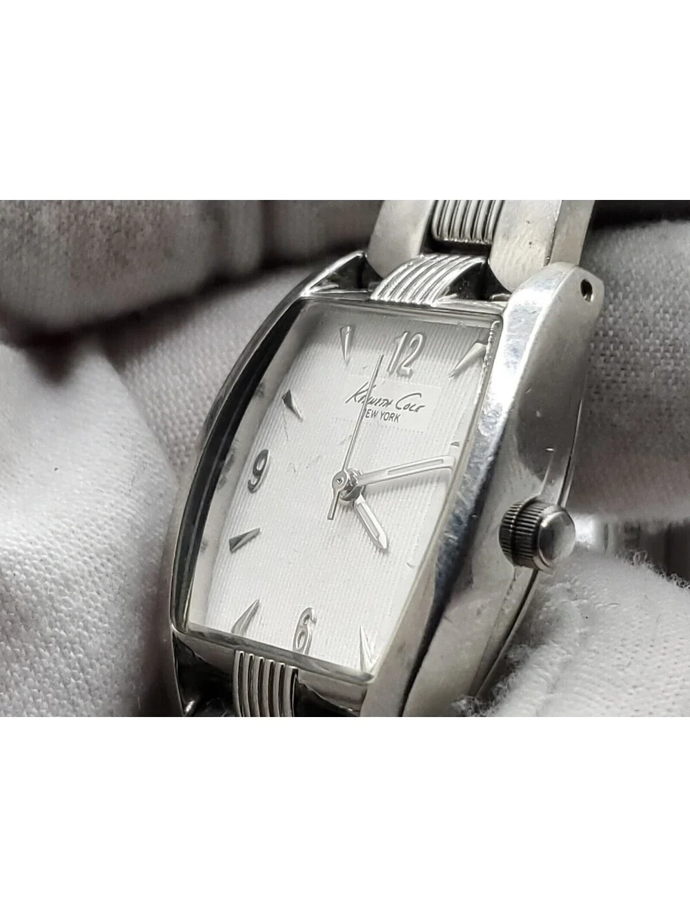 Kenneth Cole Quartz Womens Watch New Battery Silver Tone 22mm